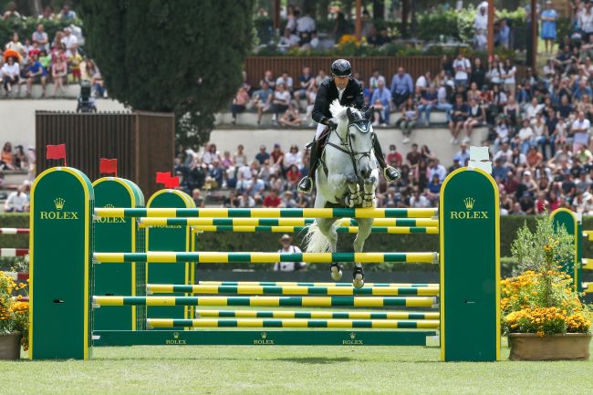 Tutti gli azzurri per lo CSIO di Roma Piazza di Siena – Master fratelli d’Inzeo 1 Piazza di Siena Master fratelli d’Inzeo FISE Massimo Argenziano Piergiorgio Bucci su Cochello