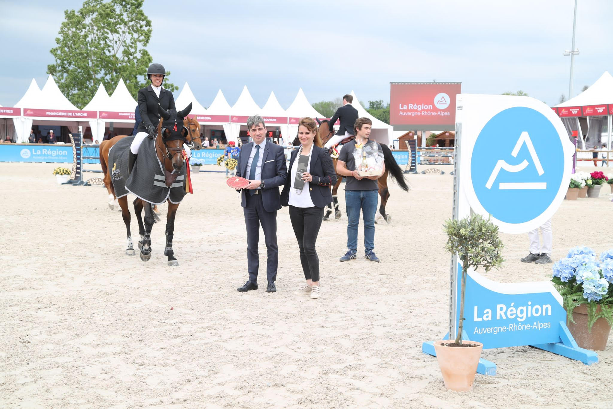 Gudrun Patteet si aggiudica la CSI4* 1.50 m al Jumping International Bourg-en-Bresse 1 Gudrun Patteet su Monalisa van't Paradise