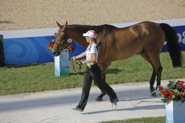 Pechino 2008: terminata la prima prova di salto ostacoli 1 08 Michaels Meredith visita pechino jpg 1
