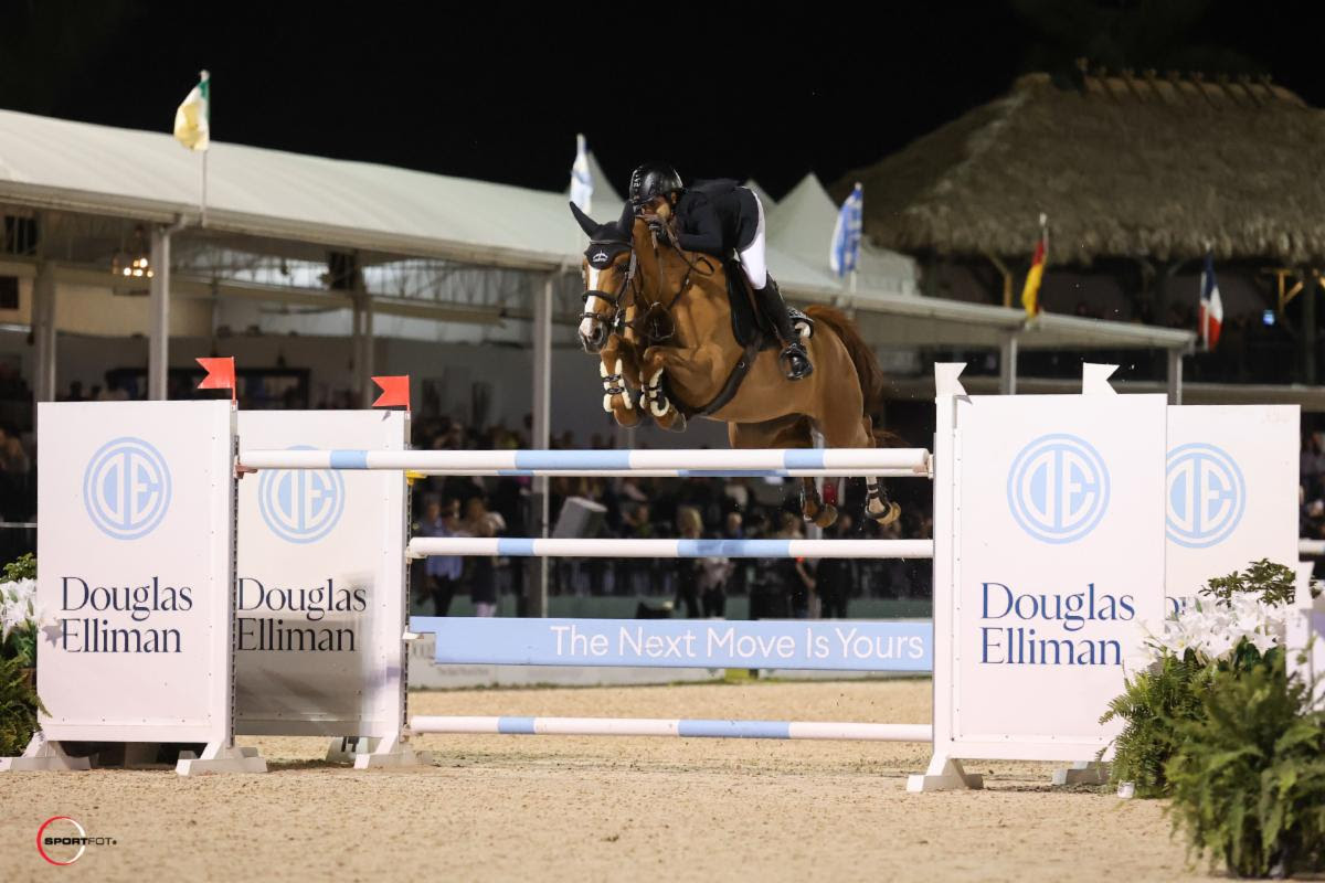 Abdel Saïd Scores Second Success in $406,000 Douglas Elliman Real Estate Grand Prix CSI5* 1 Abdel Said soars with Arpege Du Ru. © Sportfot