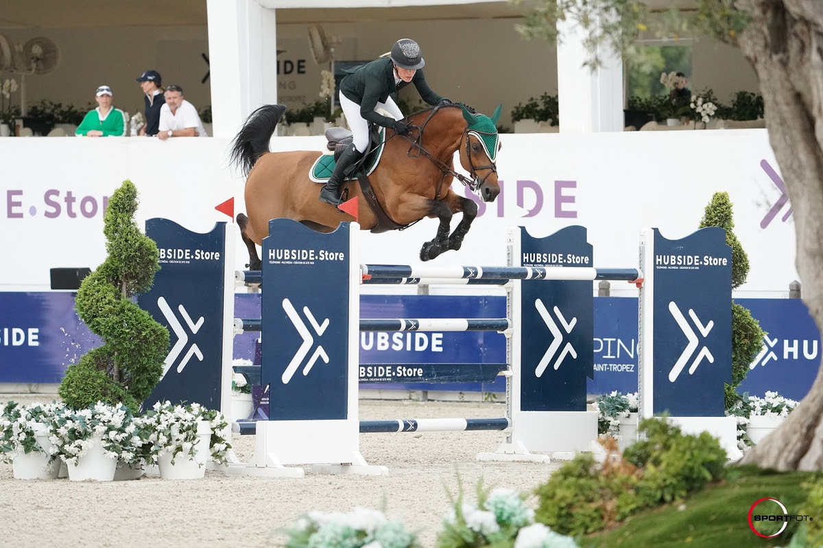 Vittoria per Alexa Ferrer all'Hubside Jumping di Grimaud, Italia al quarto posto con Camilli 1 Alexa Ferrer Encantado CGS C Sportfot
