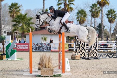 Spring MET Oliva: Andres Vereecke vince la 1,45m GP Qualifier 1 Andres Vereecke and In The Mood c 1clicphoto Herve Bonnaud