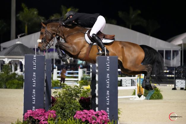 Andrew Bourns and Sea Topblue Cruise NetJets Grand Prix CSI4* Victory at 2022 WEF 1 Andrew Bourns and Sea Topblue 741 1237 Sportfot