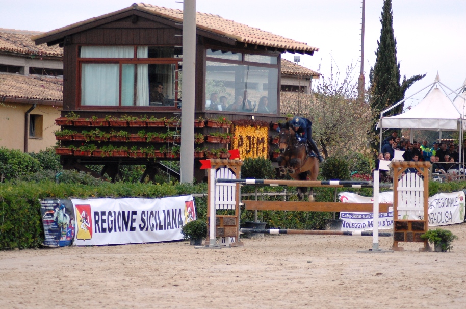 Sicilia Jumping Tour, Vittoria di Emilio Bicocchi in sella a Morgane 1 Bicocchi rid