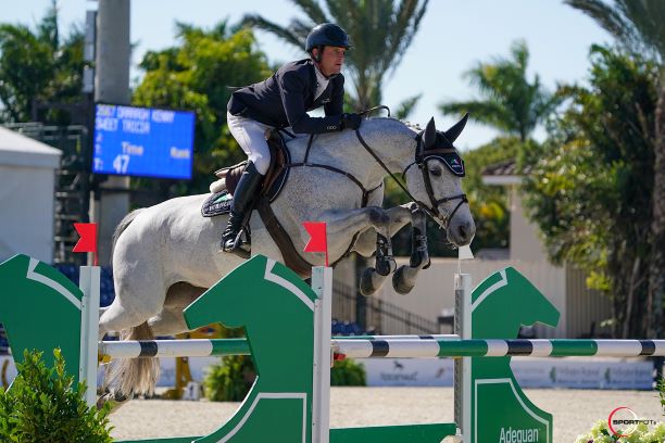 Kenny Knocks Off Competition for Consecutive Win at WEF in the $6,000 Douglas Elliman Real Estate 1.45m Jumpers 1 Daragh Kenny su Swet Tricia Sportfot
