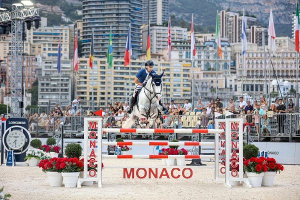 Denis Lynch conquista il primo posto al Longines Global Champions Tour di Monaco