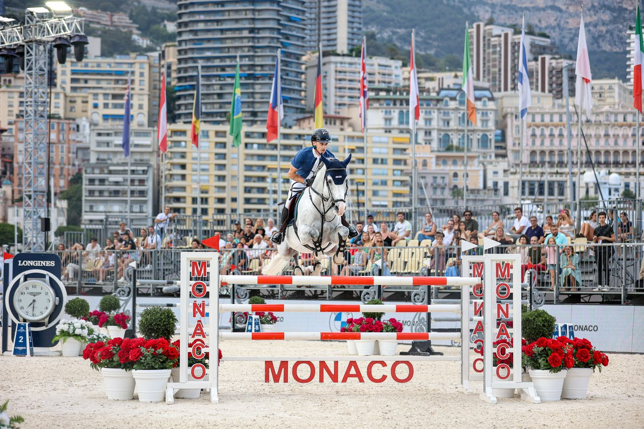 Vittoria di Denis Lynch e Cornets Iberio al Longines Global Champions Tour di Monaco 1 Denis Lynch conquista il primo posto al Longines Global Champions Tour di Monaco