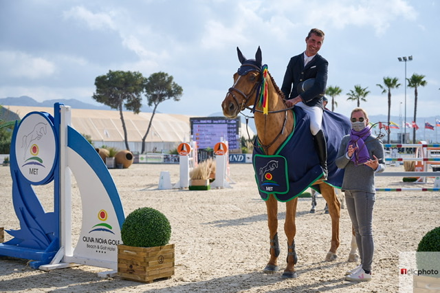 Nicolas Delmotte domina nel Gran Premio CSI3* 1.50m presentato da Oliva Nova Beach & Golf Resort per lo Spring MET II 2021 1 EB13E4AC B6B0 4659 956E C56A3D462AB2