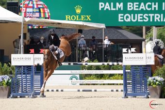Eric Lamaze al primo posto della Douglas Elliman Real Estate da 1.45m del CSI3* al Winter Equestrian Festival 5 Eric Lamaze and Chacco Kid
