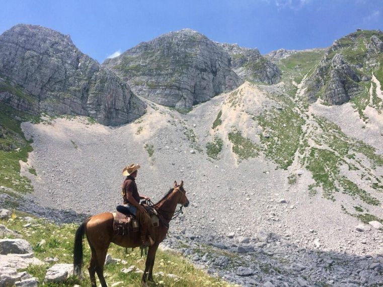 In onda su Rai VDA una serie sul mondo equestre 1 FITETRECturismo