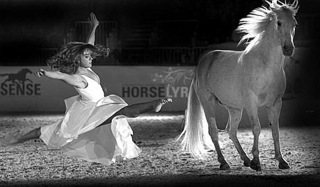 Il cavallo e la donna 1 FashionItaly 1