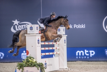 Felix Hassmann è stato il vincitore del Cavaliada Winter Tour CSI2*-W Grand Prix in sella a SIG Chaccinus 5 Felix Hassman Cavaliada