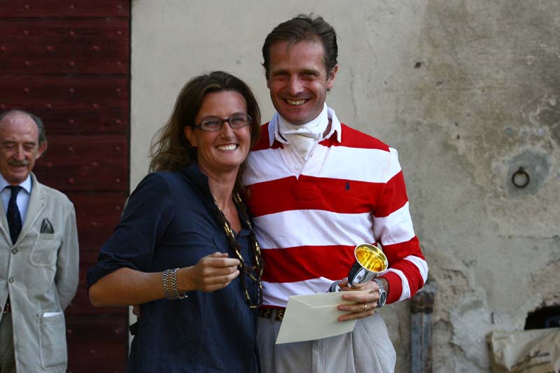 La nobiltà equestre si misura nel Derby della Bidella di Rivanazzano (PV) 1 Flavia Rovereto ed il vincitore Berlinderi12