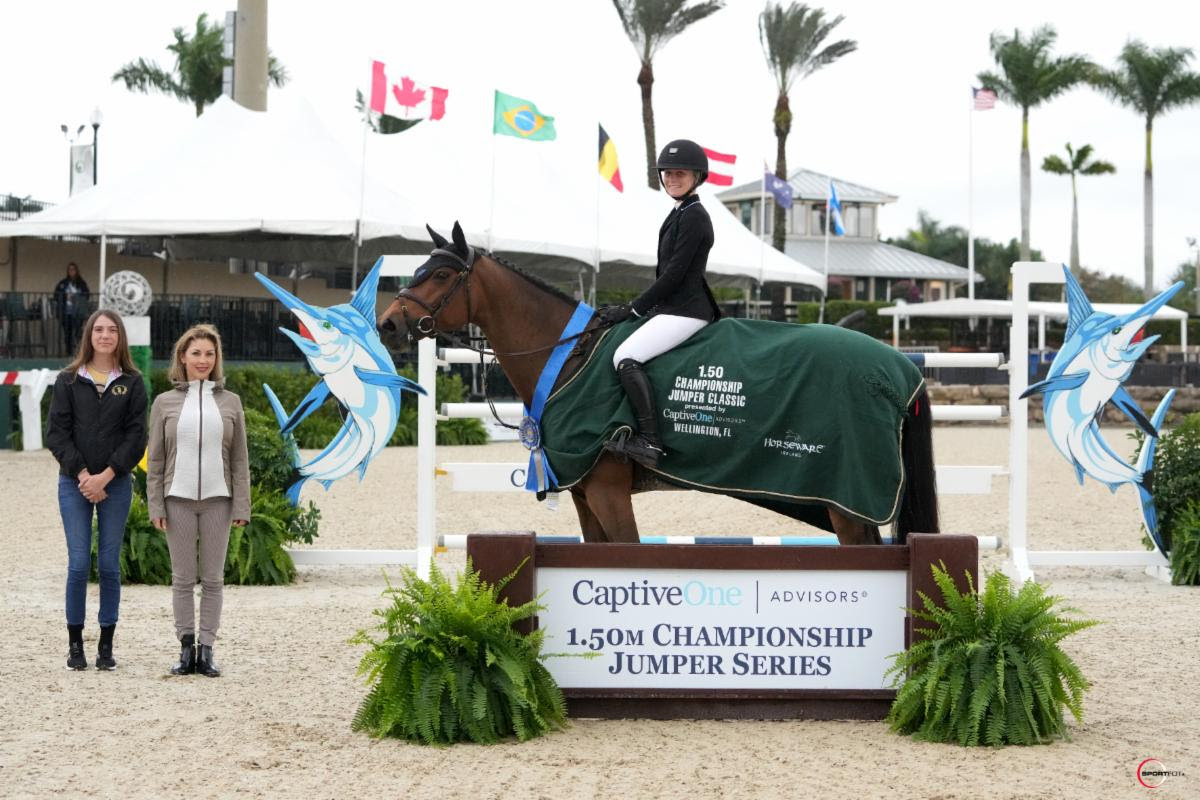 Grace Debney and Boheme de la Roque Rock $37,000 CaptiveOne Advisors 1.50m Classic 1 Grace Debney and Boheme de la Roque. © Sportfot