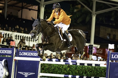 Harrie Smolders riding Don VHP Z