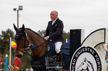 Un incredibile John Whitaker si aggiudica la vittoria del GP CSI3* di Vilamoura, weekend di successi per Piergiorgio Bucci 1 John Whitaker vilamoura 2 0