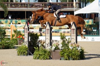 Laura Chapot e Calafornia vincono la gara di apertura del WEF 10, la $6,000 Bainbridge Companies da 1.40m 5 Laura Chapot and Calafornia Sportfot