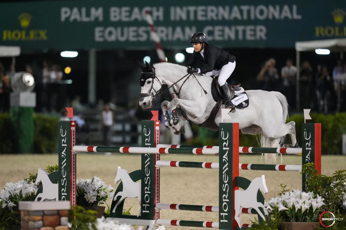 Laura Kraut e Confu trionfano nel CSI4* Horseware Ireland Grand Prix del WEF 10 1 Laura Kraut and Confu © Sportfot