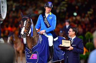 Longines FEI World Cup™ Jumping Leipzig Winners Christian Ahlmann GER and Taloubet Z with Stephan Meerwaldt from Longines