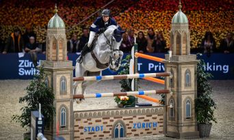 Martin Fuchs SUI Clooney © katjastuppia.ch mercedes csi.ch 2018