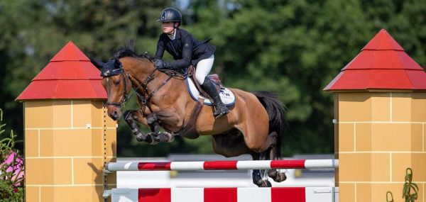 Nicole Lockhead Hickstead (c) Elli Birch