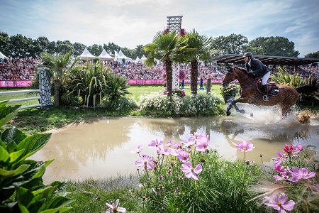 Patrice Delaveau FRA Jumping Dinard Tropicana Derby credits E. Knoll