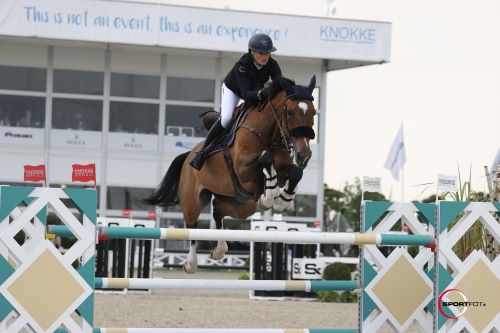Petronella Andersson vince il GP del CSI2* Knokke Hippique, secondo posto per Lorenzo de Luca 1 Petronella Andersson and Cassina Z ©Sportfot 0