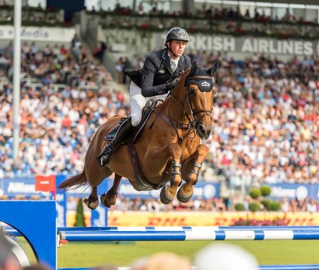 Photo Arnd Bronkhorst Ben Maher and Explosion 0