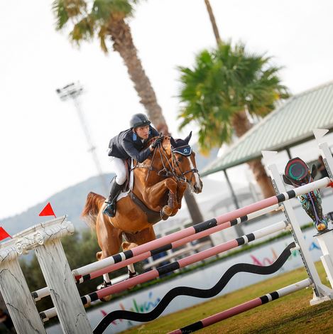 Irish rider, Max O’ Reilly has his first International Grand Prix win! 1 Photo c ahmed44photography Oxer Sport