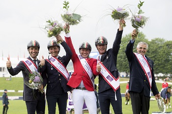 Podium 3