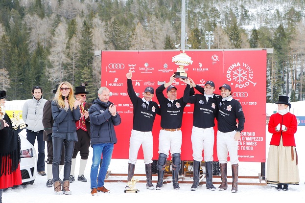John Taylor - Montecarlo nell'albo d'oro di Cortina Il polo team capitanato da Rommy Gianni 1 Polo John Taylor Montecarlo Polo Team Bandion