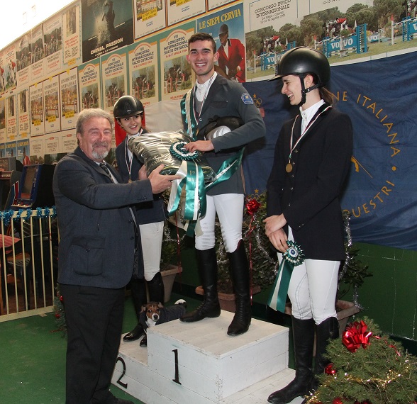 Emilia-Romagna regional champions announced. 1 Ruggero Sassi premia il camp junior le siepi 2015 1