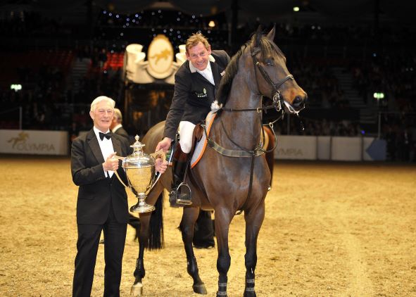 OLYMPIA HORSE SHOW STATEMENT REGARDING TIM STOCKDALE 1 StockdaleT Olym10kh1870 002