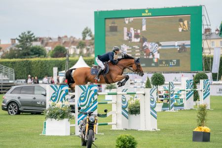 The green grass of Chantilly suits the Irish Denis Lynch masters of Chantilly c 1