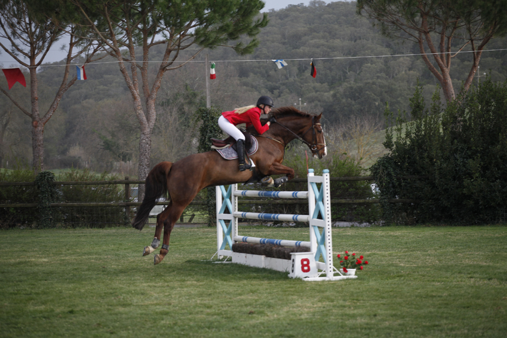 Salto ostacoli: domenica, all' Azienda Sementarecce, Seconda tappa del XXXVI Campionato maremmano 1 Viktoria Nerell