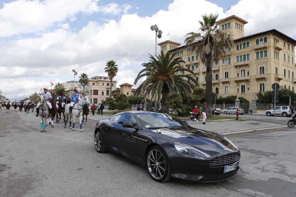 aston2