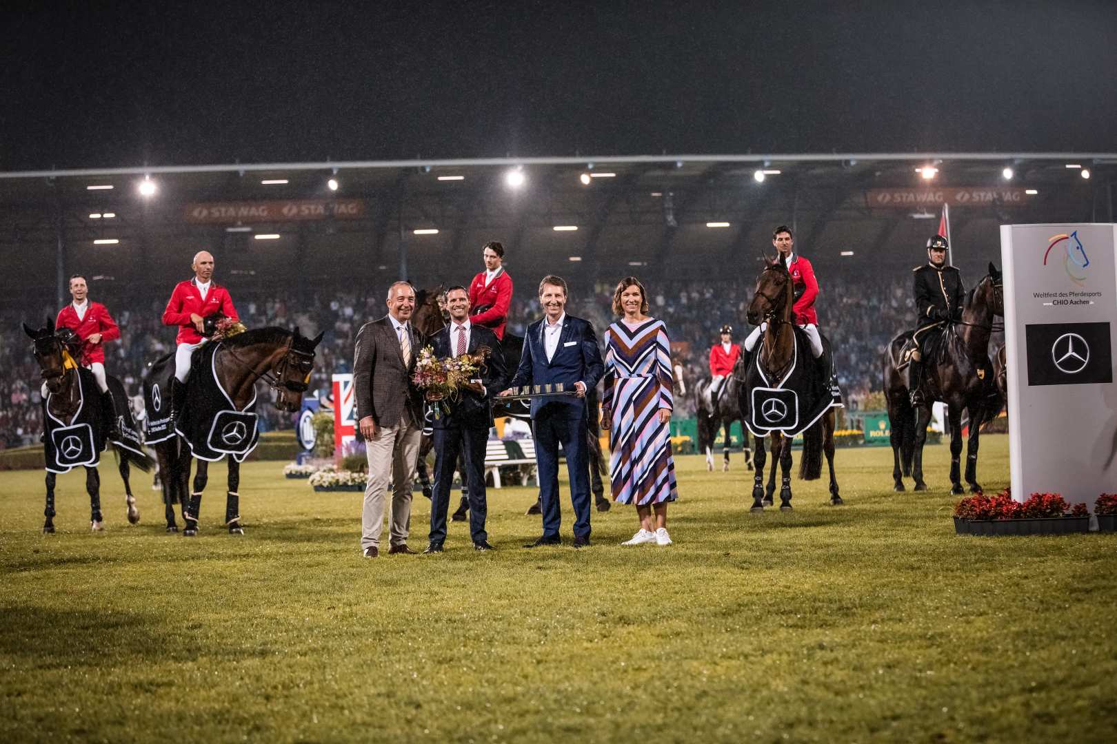Team Swiss won the Nations Cup at CHIO Aachen - team formed by Atthias Hindemith (Sales Director Mercedes-Benz Rheinland), FN President Hans-Joachim Erbel and ALRV President Stefanie Peters congratulate team manager Michel Sorg