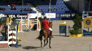 (VIDEO) Crown Z riproduttore in Germania a Gestuett Ligges durante il 2014. 1 crown