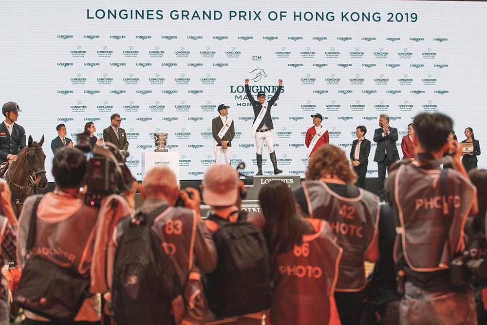 Lynch toasts Chablis – and the perfect ending to the seventh edition of the Longines Masters of Hong Kong 1 dennys lynch Hong Kong .Credit EEMJ.Rodrigues