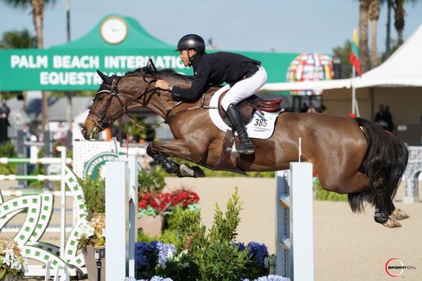 Kent Farrington e Austria 2 vincono il CSI3 della Coppa Challenge Adequan® WEF 1 kent farrington. 0
