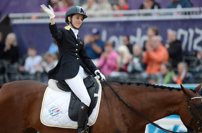 Equestrian Paralympics. 1 morganti 0 3
