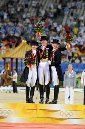 podio dressage pechino 1