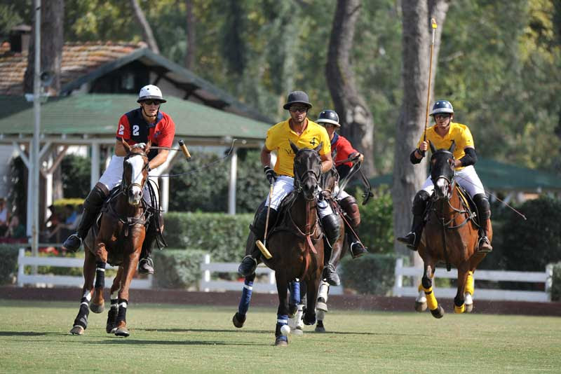 SPORT & SOLIDARIETÀ AL ROMA POLO CLUB 1 polo club equi equipe