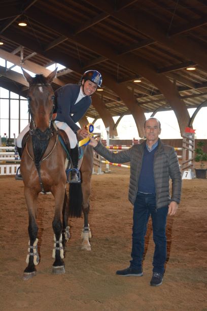 Salto ostacoli: nella seconda tappa del 1° Trofeo Goceano brillano Natalia Mulas su Montiferu e Loreto Soddu su Monviso 1 presid. Comunita montana premia Mombelli