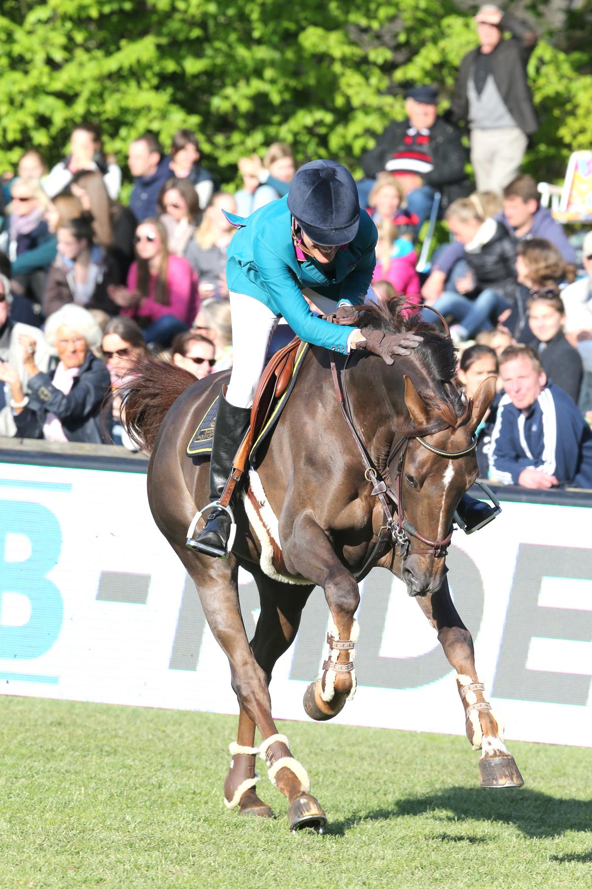 Longines Global Champions Tour: ad Amburgo una strepitosa Luciana Diniz insidia il leader della ranking Scott Brash 1 unnamed1 8