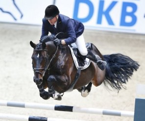 John Whitaker wins Munich Indoors 2014 1 whitaker 2