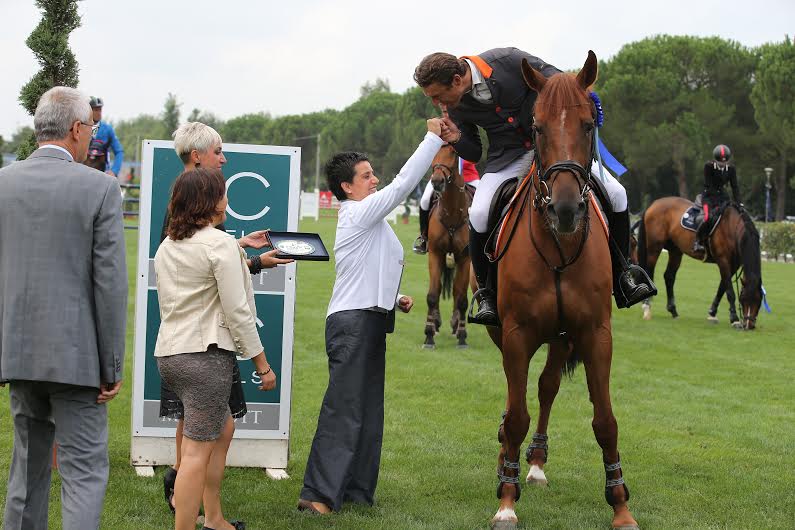 Paolo Zuvadelli triumphs at the CSIO San Marino. 1 zuvadelli san marino 1