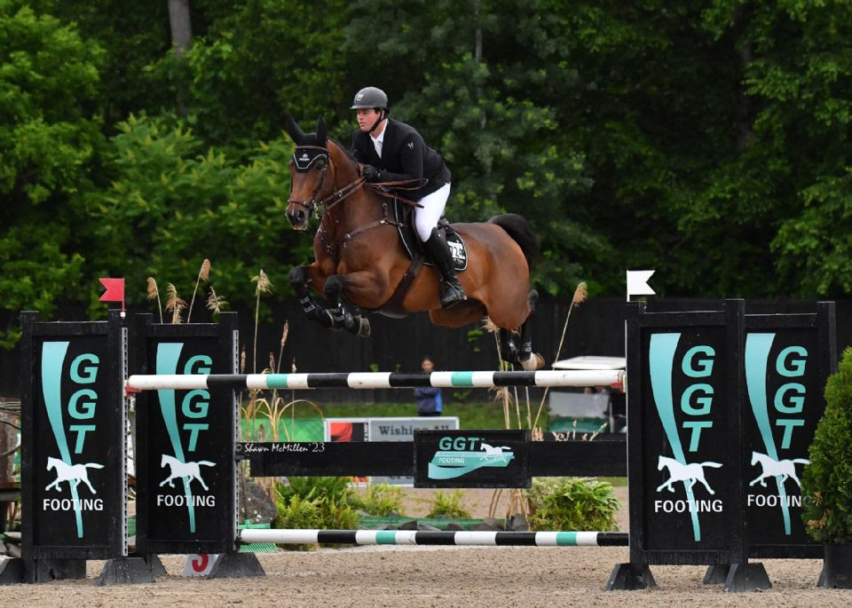 David O'Brien and El Balou OLD claimed the top spot in the $25,000 Saratoga Grand Prix. ﻿Photo by Shawn McMillen Photography - International Hunter Derby at Saratoga Classic