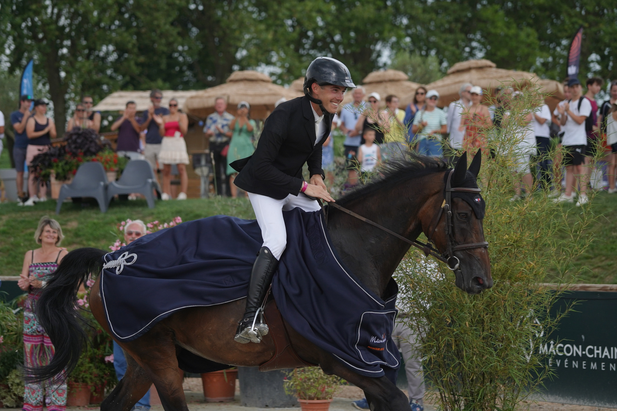 Morgan Bordat al Jumping International di Mâcon Chaintré