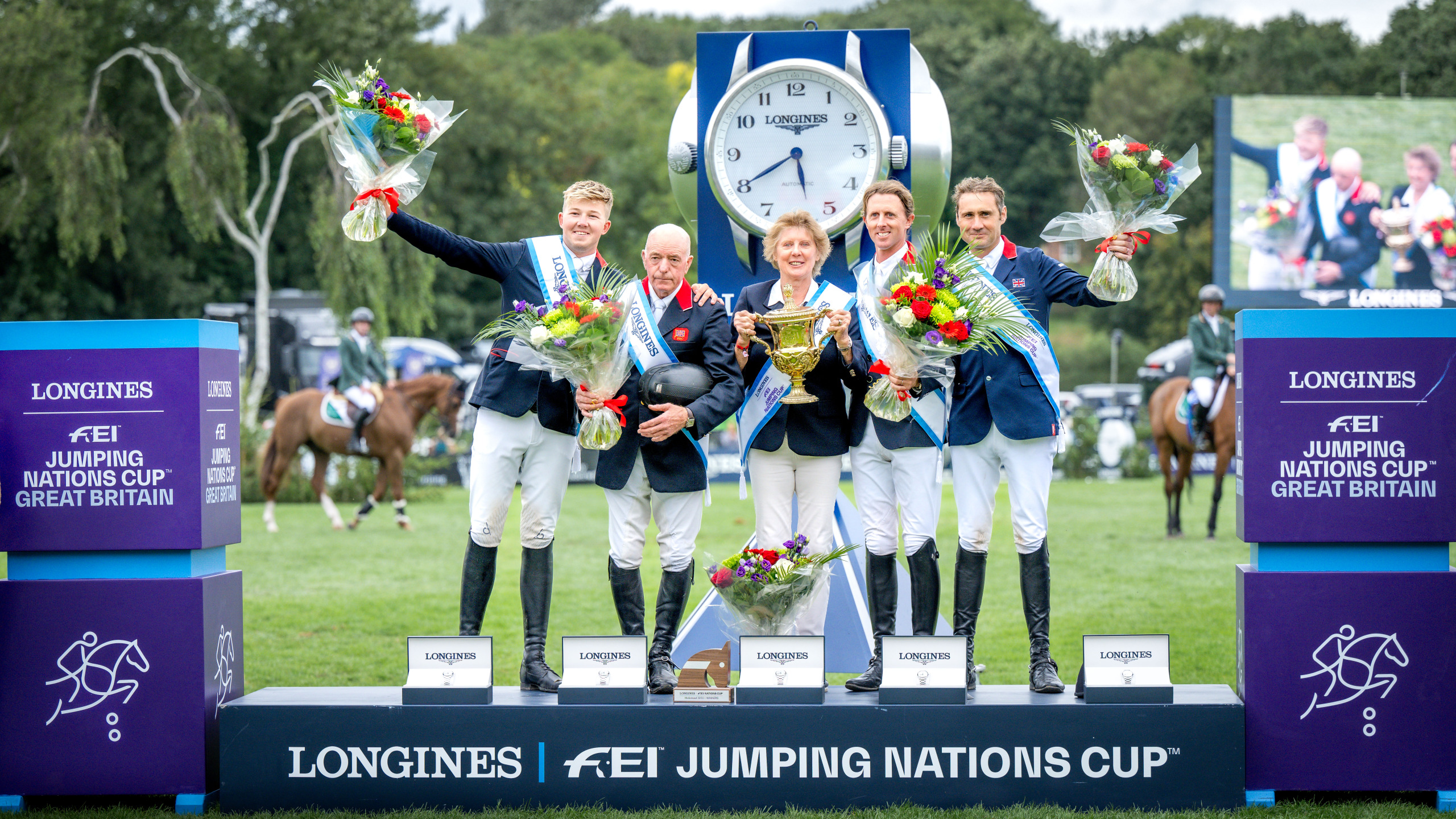 Coppa delle Nazioni di Hickstead, il team Britannico in premiazione